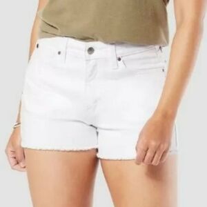 DENIZEN® from Levi's® High-Rise 3" Jean Shorts in White Size 18 W34